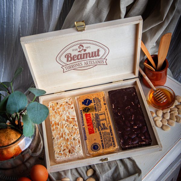 Lote de Turrón Jijona, Alicante y Chocoduro