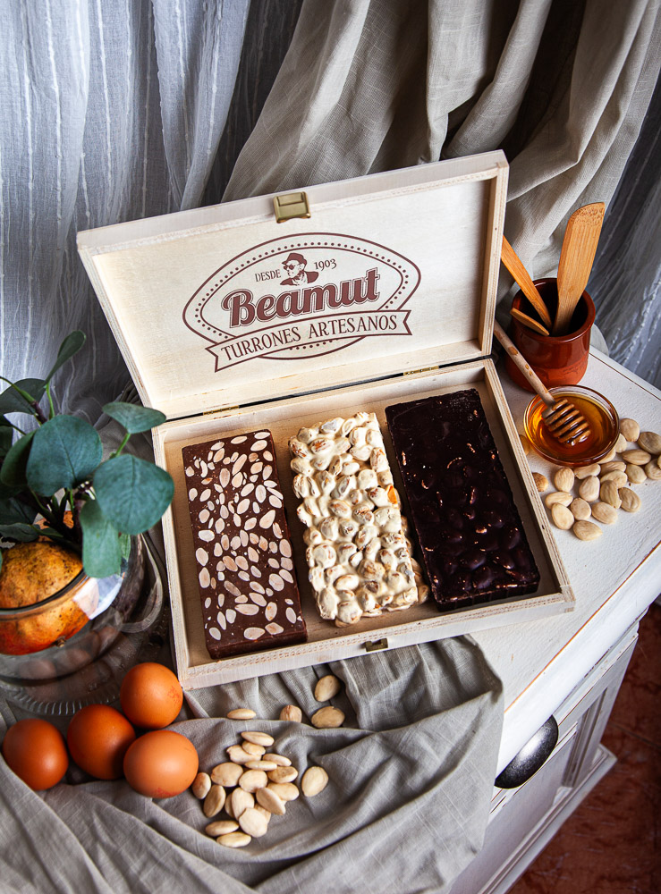 Lote de Turrón Chocoleche, Chocoduro y Dos Barras