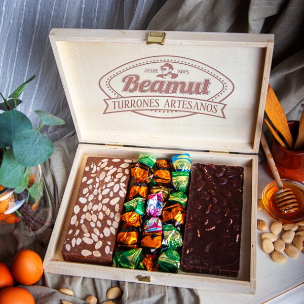 Lote de Turrón Chocoleche, Chocopuro y Bombones