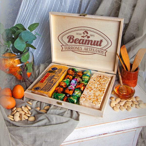 Lote de Turrón Alicante, Jijona y Bombones